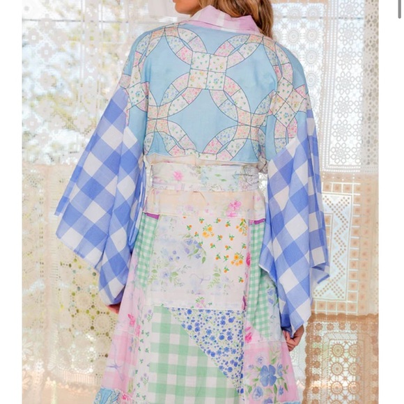 FILLYBOO QUILTED PATCHWORK LOLLIPOP ROBE HAND MADE SIGNATURE HAND PAINTED MOTIFS - Picture 7 of 15